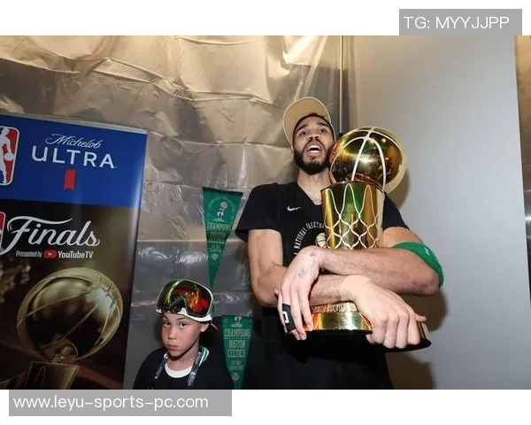 10月29日NBA最佳球员评选结果揭晓精彩瞬间回顾与分析